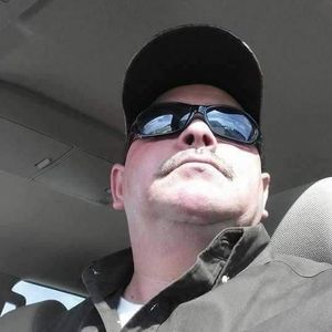 Meet your Posher, Julio